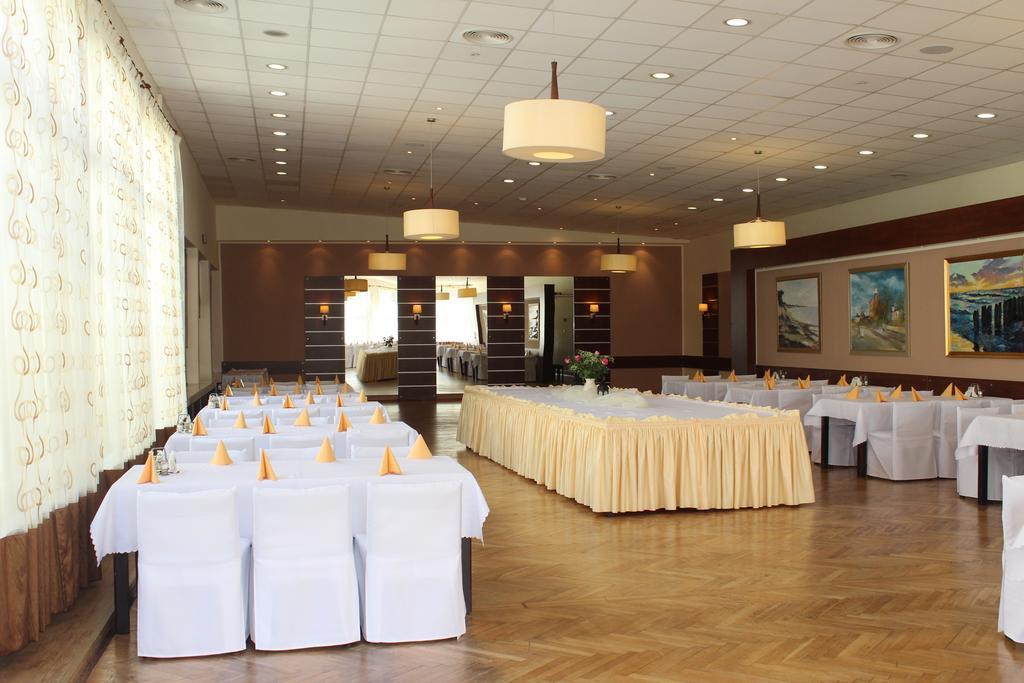 Osrodek Konferencyjno-Wypoczynkowy "Posejdon" W Ustce Hotel อุสตกา ภายนอก รูปภาพ