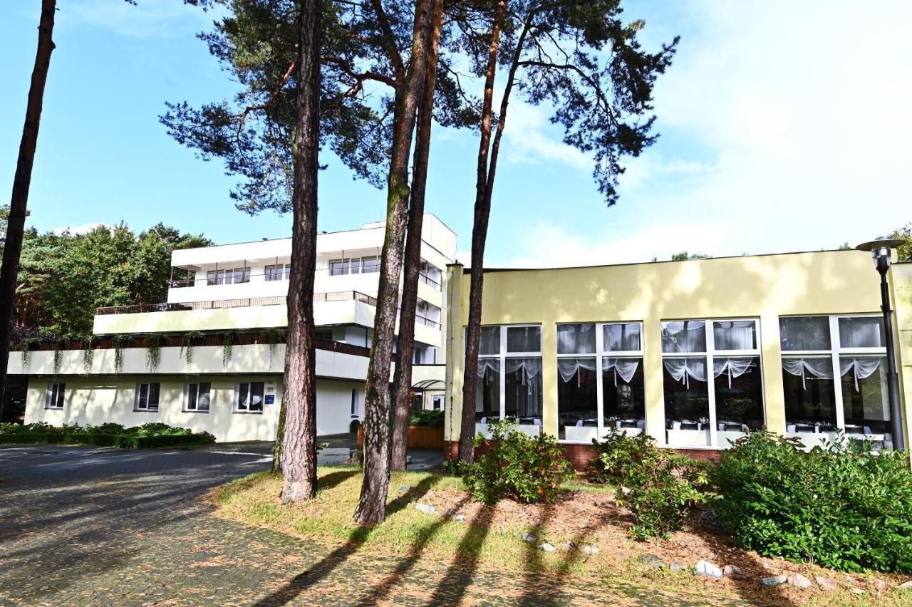 Osrodek Konferencyjno-Wypoczynkowy "Posejdon" W Ustce Hotel อุสตกา ภายนอก รูปภาพ